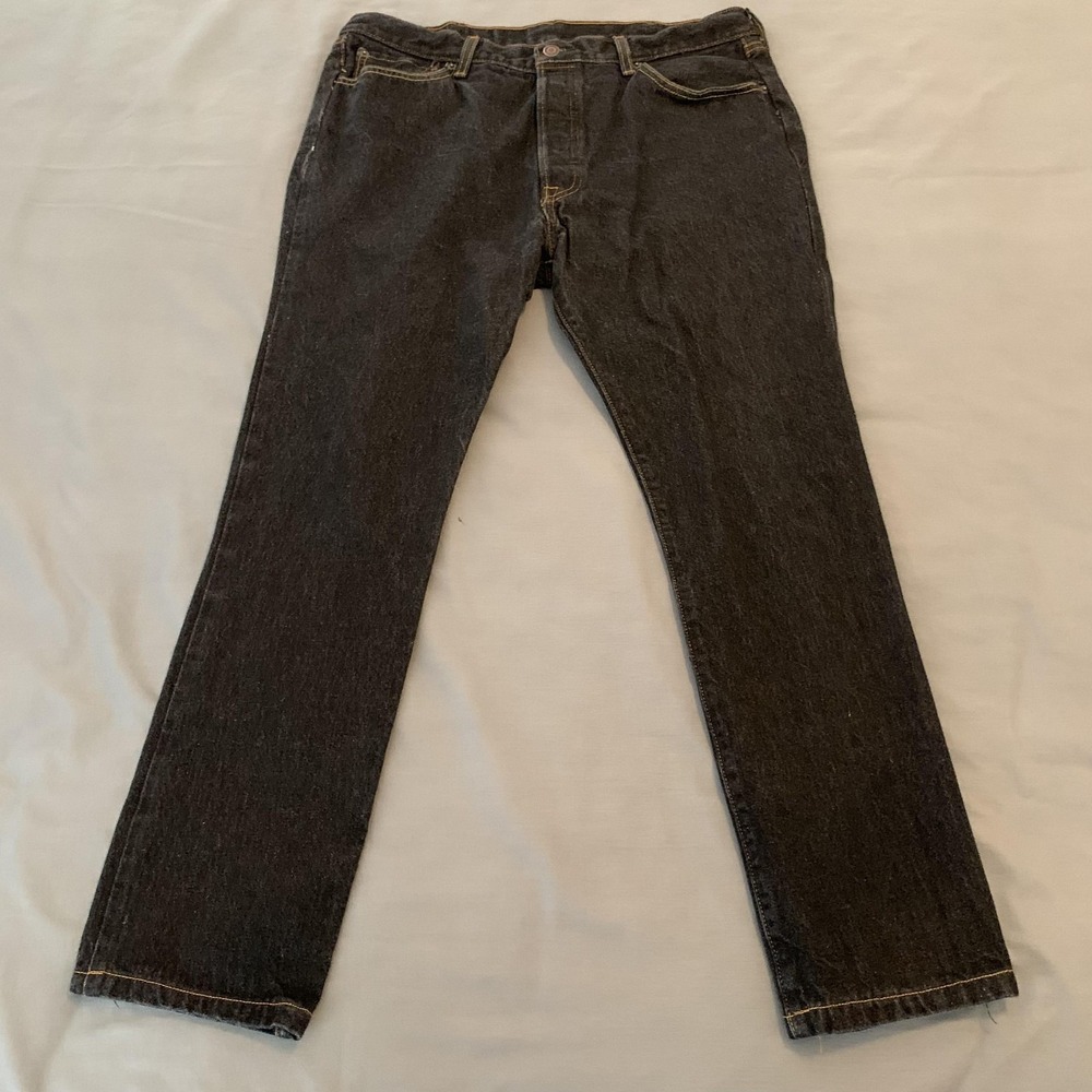 Levis 501 Jeans Mens 38x32 Black Denim Straight Leg‎ Button Fly Classic Original